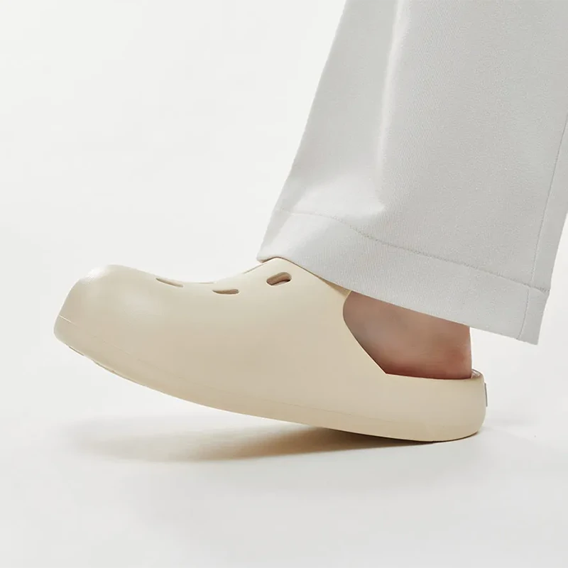 (image for) UTUNE High-Quality Non-slip Soft Sole Sandals Comfortable Breathable Outdoor Slippers Fashion Couple Shoes